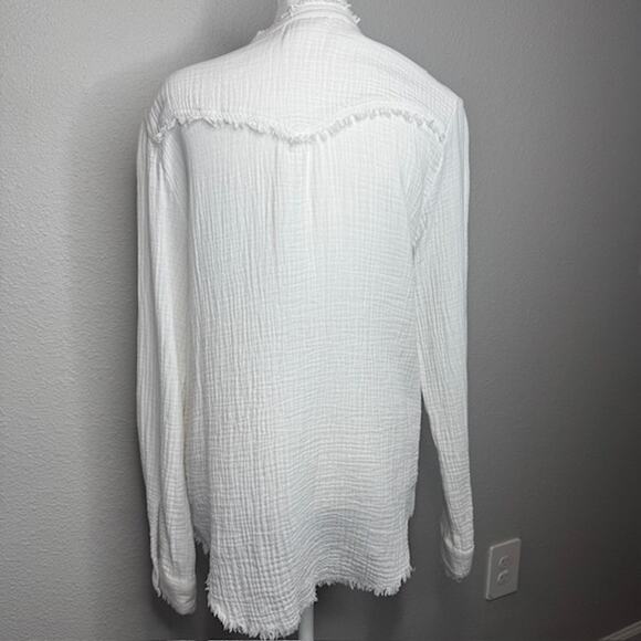 Cloth & Stone Womens Essential White Frayed Gauze Shirt Sz Small - Picture 9 of 14